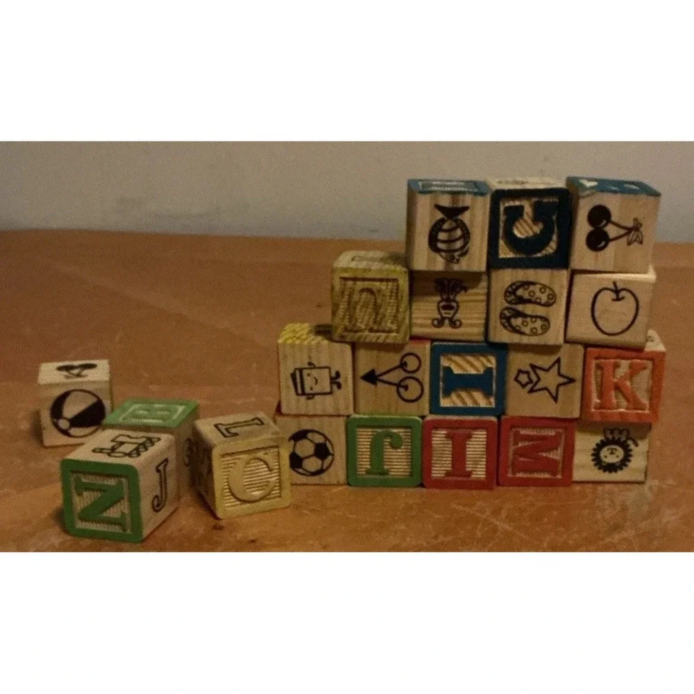 Old Wooden  Blocks Alphabet Letters And  Pictures Lot Of 21 ABC, Missing‎ F & S